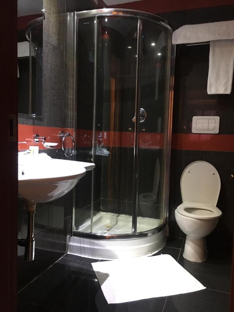 Djeug'Appart Hotel 야운데 외부 사진